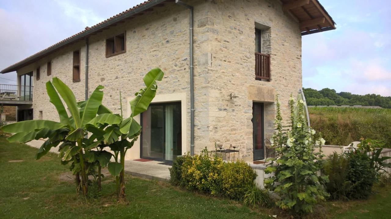Le Gite Du Moulin De Gramont Bidache Exteriör bild